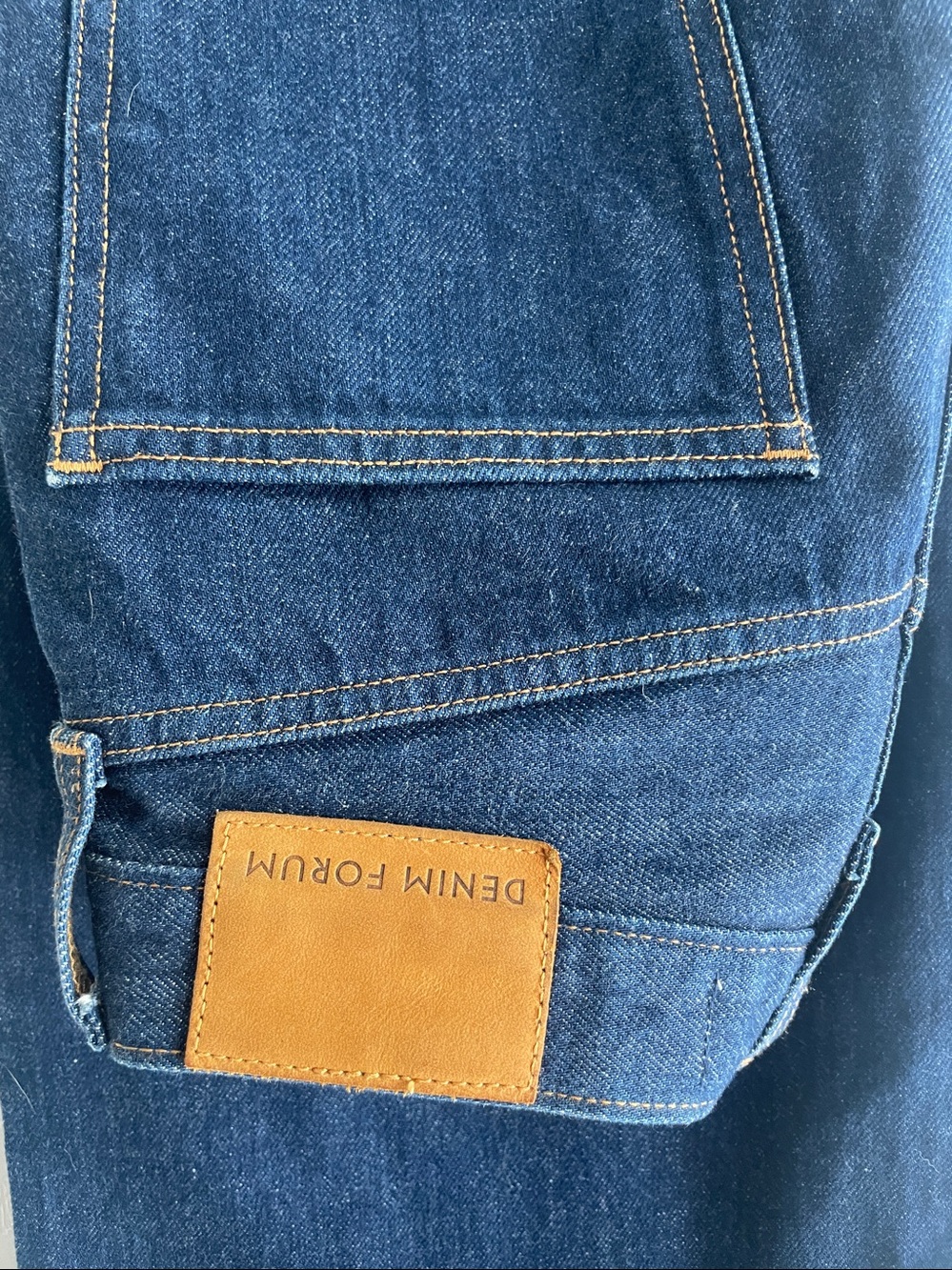 BNWOT ARITZIA 100% Organic Cotton DENIM FORUM JEANS - Picture 2 of 7